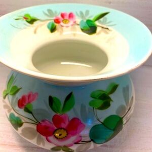 Antique ladies spittoon/ cuspidor